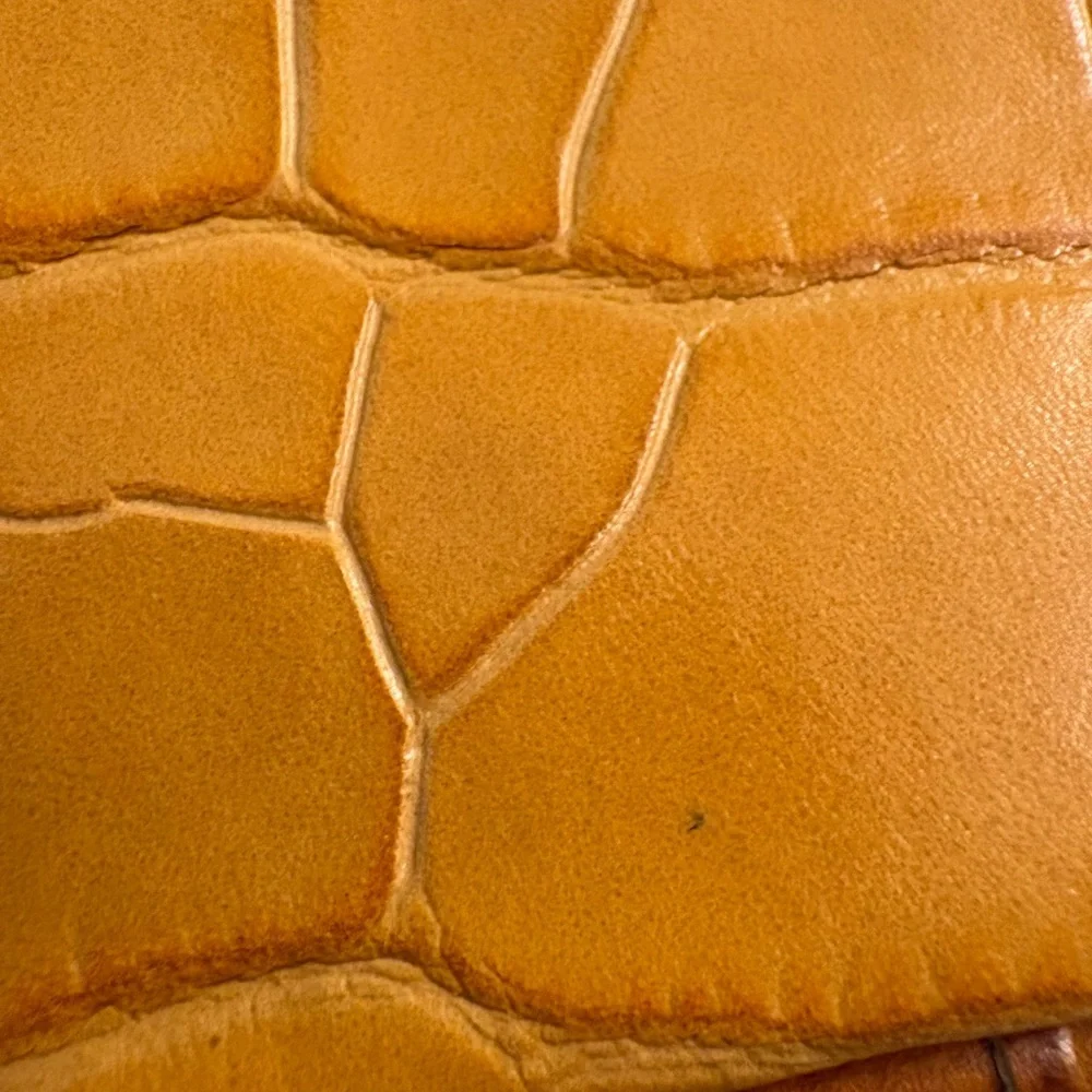 J. Crew Mini Leather Signet Camera Bag in Pink Yellow Brown Embossed Croc - Picture 14 of 16